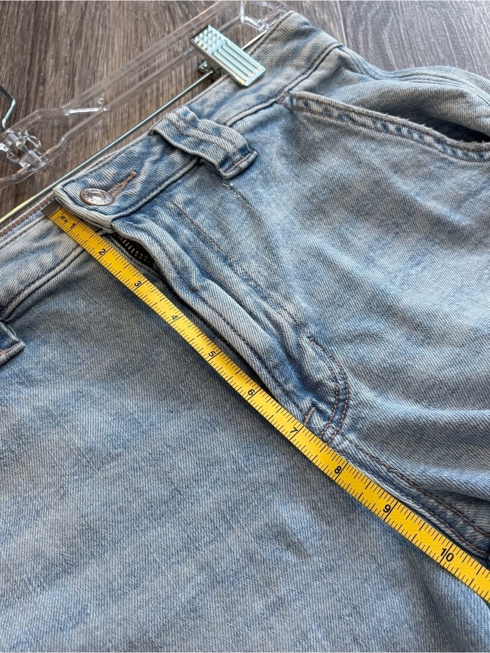 American Eagle Outfitters Super High Rise Baggy Wide Leg Cargo Jeans Size 2 - Picture 8 of 9